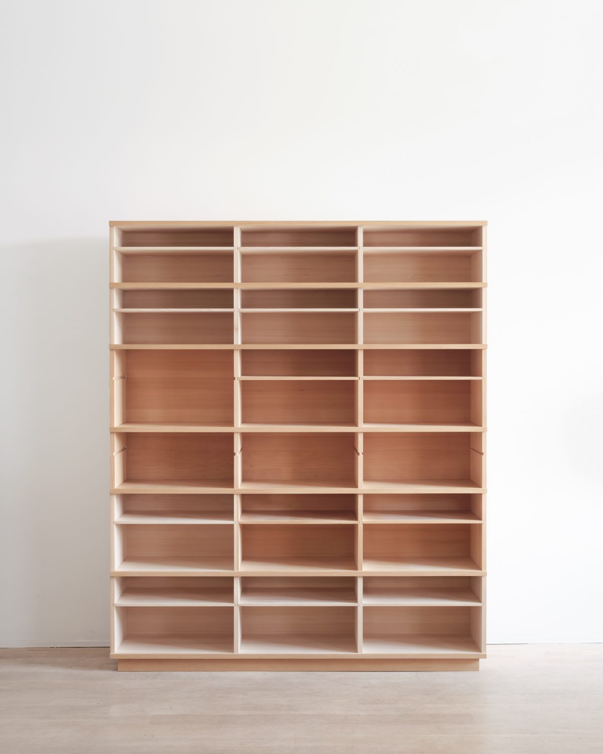 Modulares Stapelregal