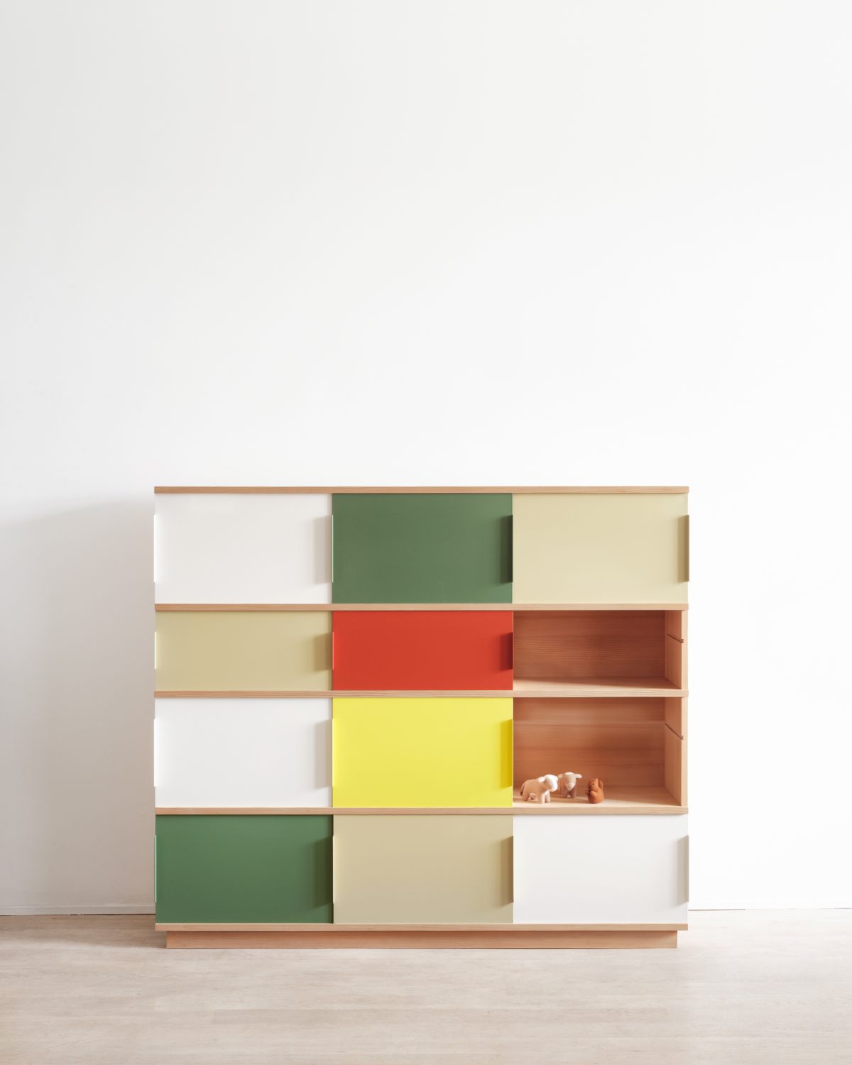 Modulares Stapelregal